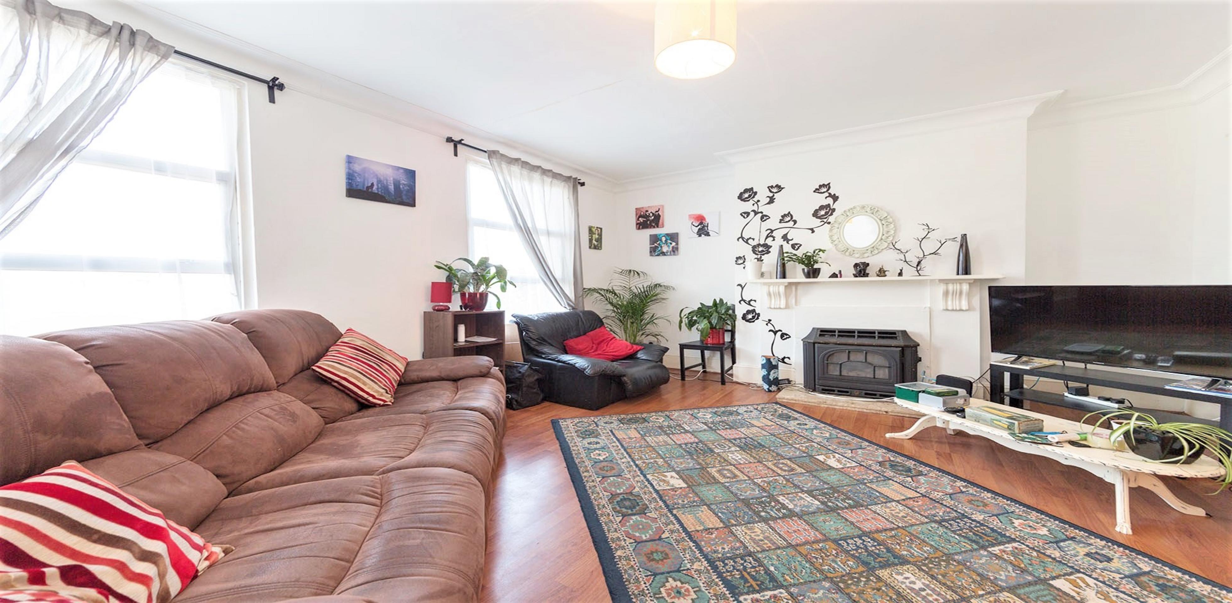 			PRIVATE ROOF TERRACE, 2 Bedroom, 1 bath, 1 reception Flat			 Iverson Road, WEST HAMPSTEAD NW6